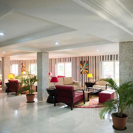 Room In Lodge - Grand Ibro Hotel Abuja Jabi Bagian luar foto
